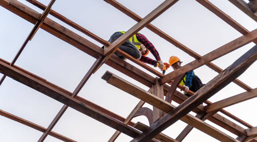 Professional residential roofers in Smilax, KY